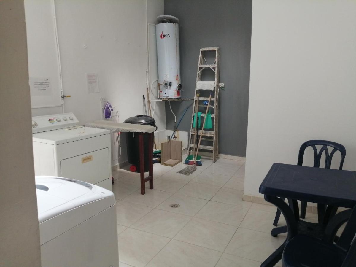 Hostal Komfort Medellin Ngoại thất bức ảnh