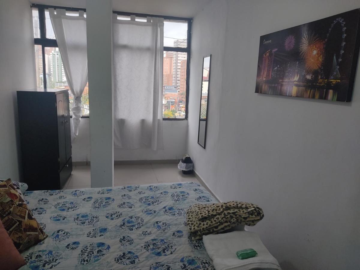 Hostal Komfort Medellin Ngoại thất bức ảnh
