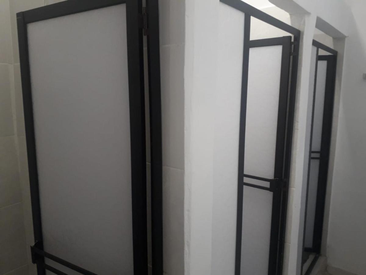 Hostal Komfort Medellin Ngoại thất bức ảnh
